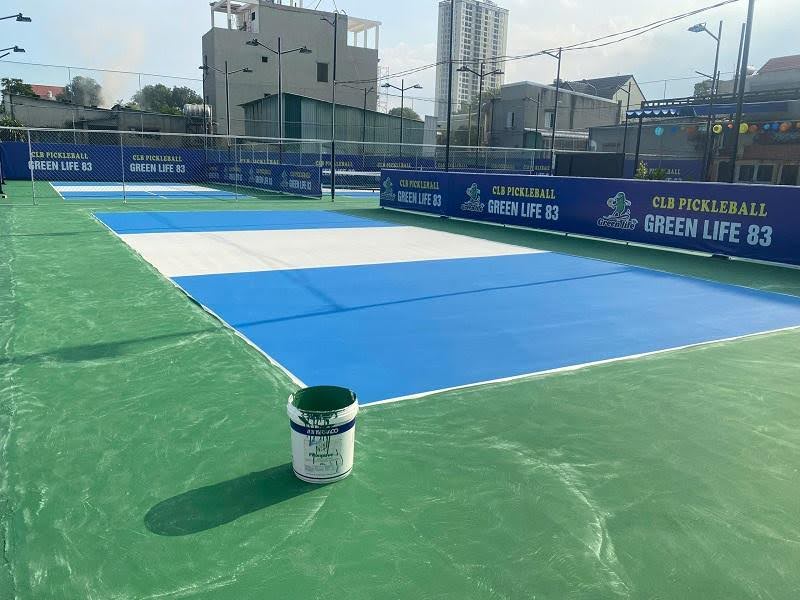 THI CÔNG SƠN SÂN PICKLEBALL BẰNG THI CÔNG SƠN EPOXY