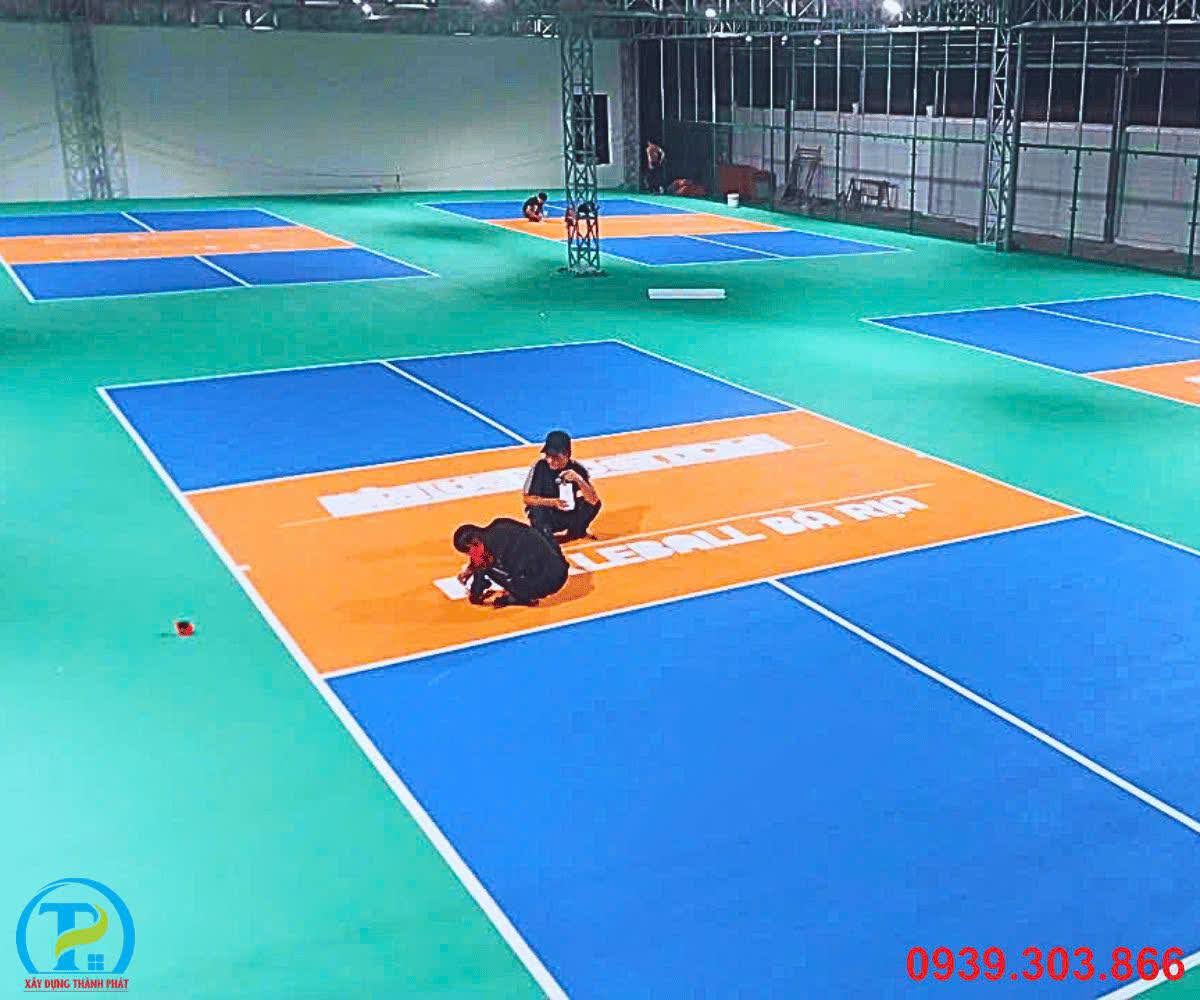 NHỮNG SAI LẦM THƯỜNG GẶP KHI THI CÔNG SÂN PICKLEBALL VÀ CÁCH KHẮC PHỤC